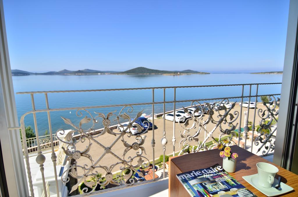 Cunda Kivrak Hotel Ayvalik Bagian luar foto