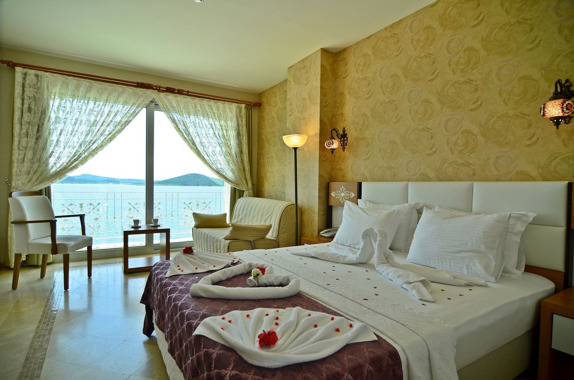 Cunda Kivrak Hotel Ayvalik Bagian luar foto